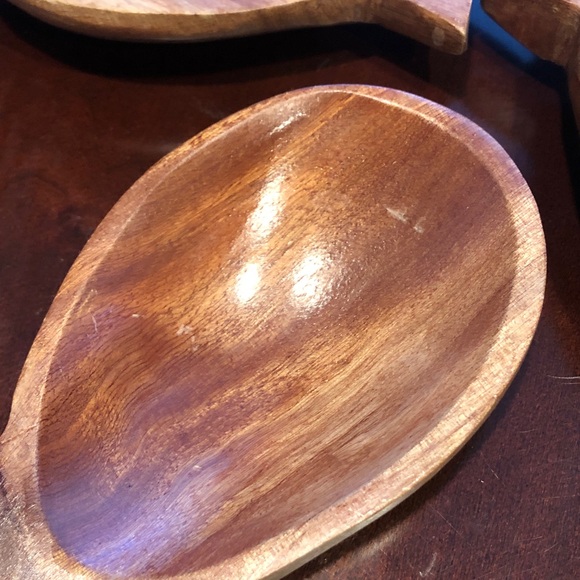 MCM Wooden Pineapple-Shaped Serving Bowls set of 3 - Picture 13 of 16